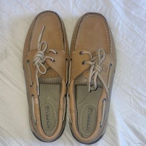 Sperry Woman’s Size 7
